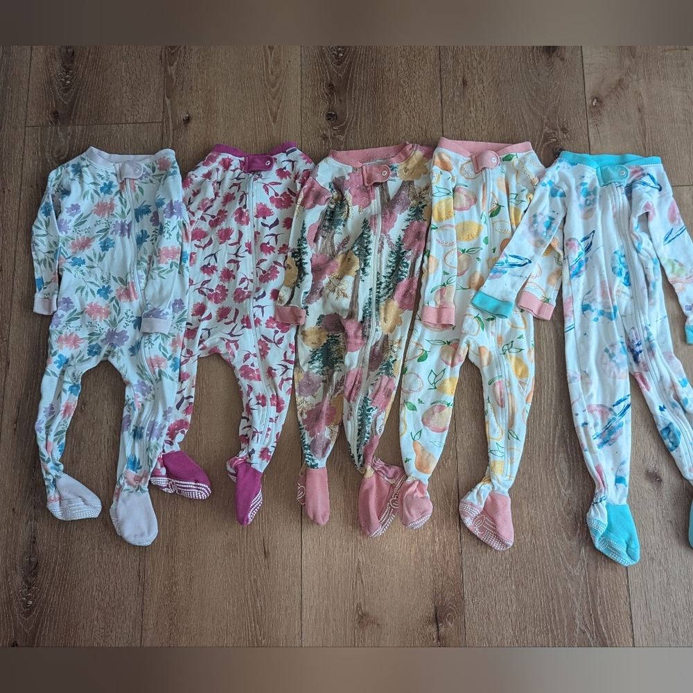 Burt’s Bees 12m girls pajamas Sleepers Footie Pjs